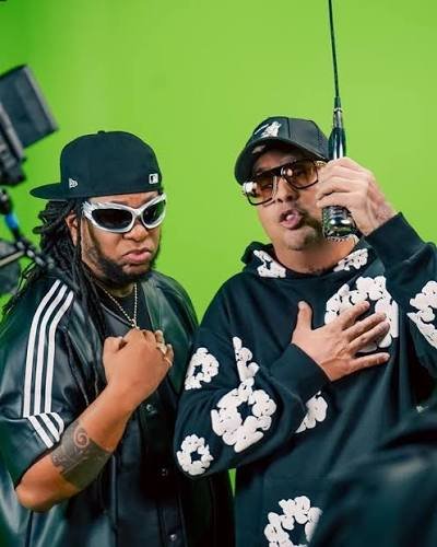 Yaga y Mackie